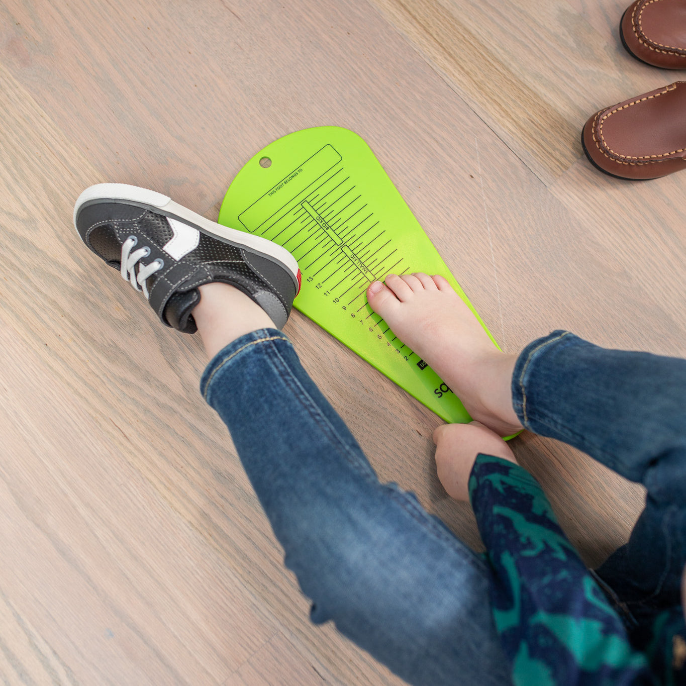 How to Measure Your Kid’s Feet at Home Like a Pro